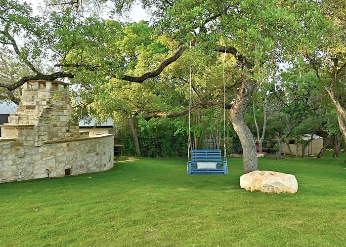 Austinteton'S Sunset Cliff Resort On Lake Travis - Private Wedding, Event, Heated Pool, Boat Dock